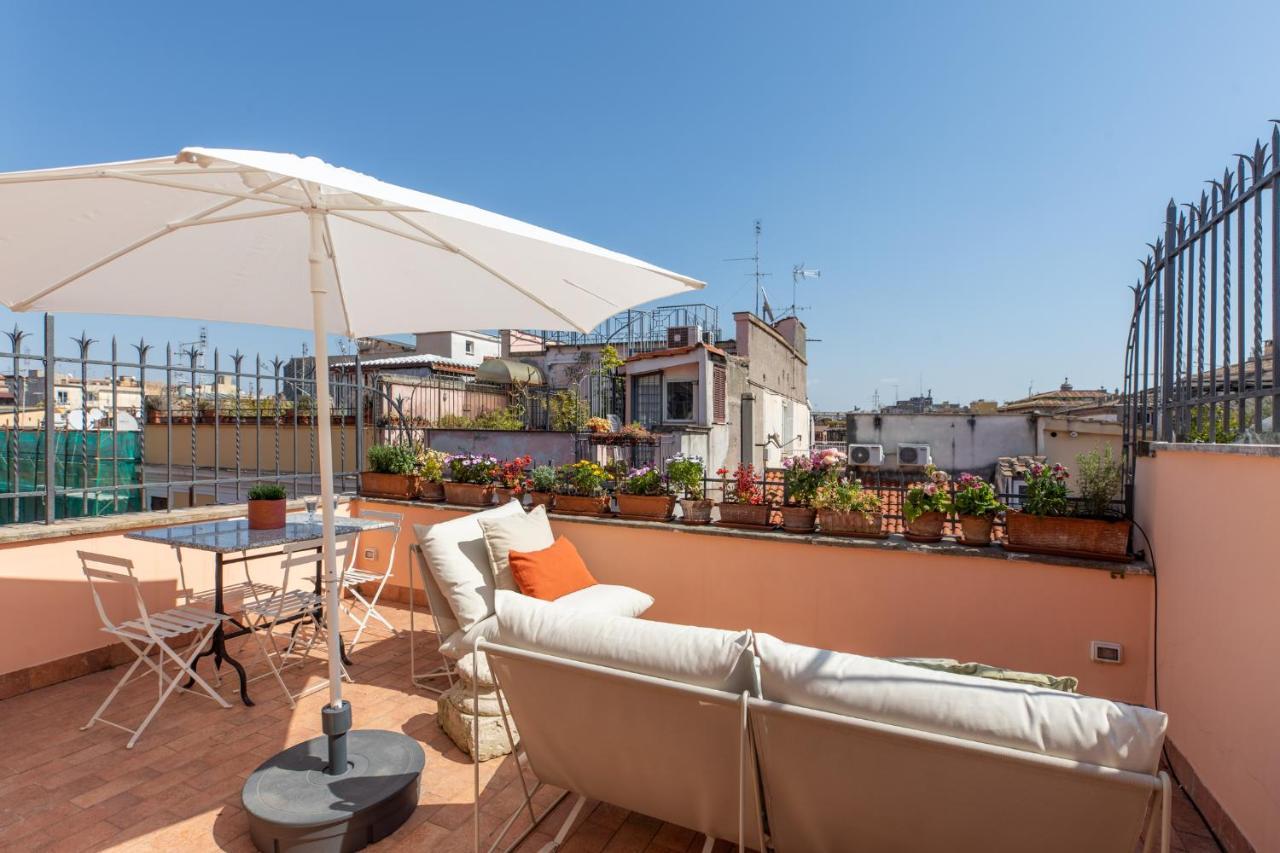 Iflat Lovely With View On Pope Window Apartment Rom